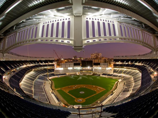 Yankeesstadium_01_zoom