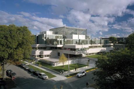 The University of Chicago Booth School of Business Charles M. Harper Center Hyde Park 1
