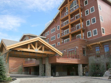 Mountaineer Square 8