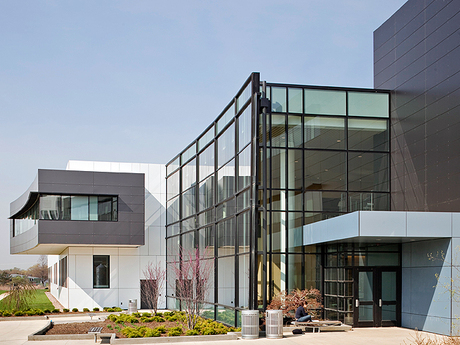College of DuPage 